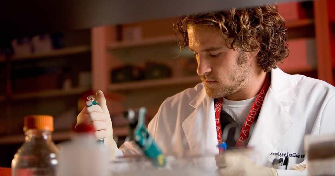 Garrison Institute Male Lab Worker Garrison Institute Male Lab Worker