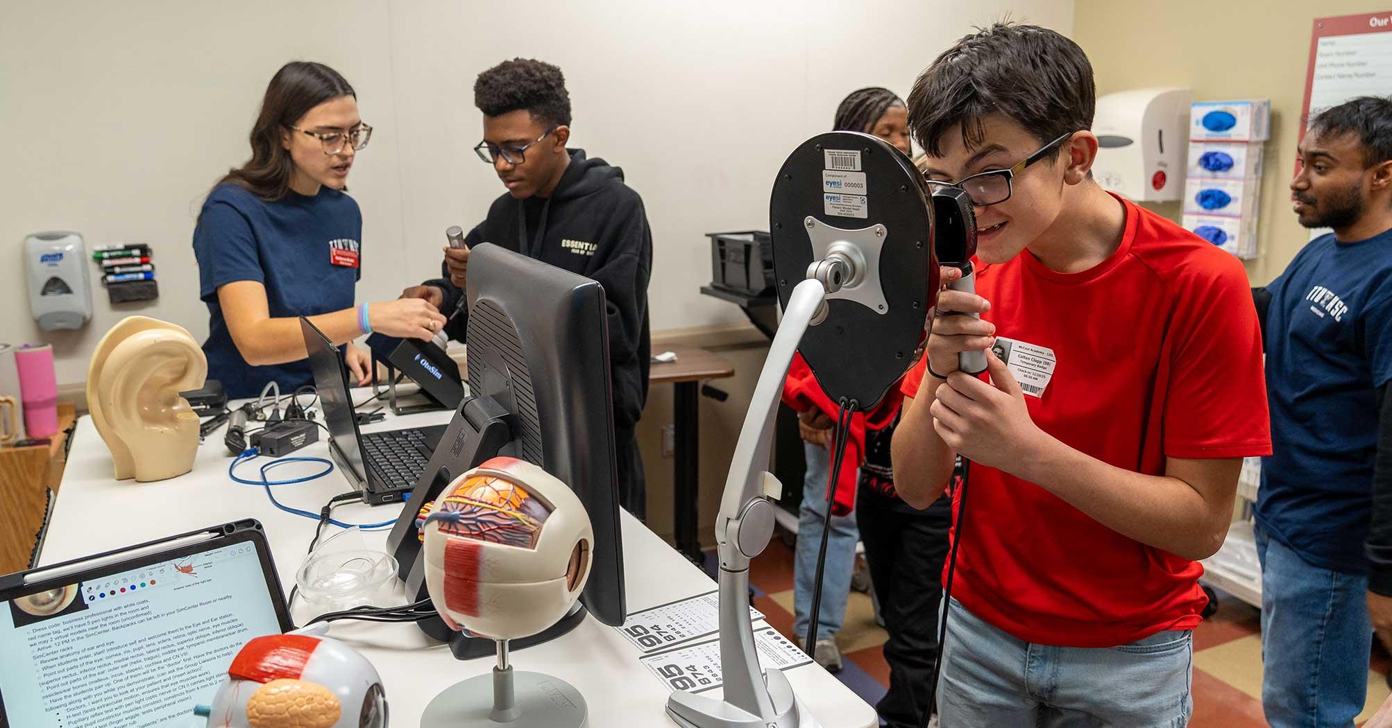 LUBBOCK ISD MIDDLE SCHOOL STUDENTS BECOME DOCS FOR A DAY