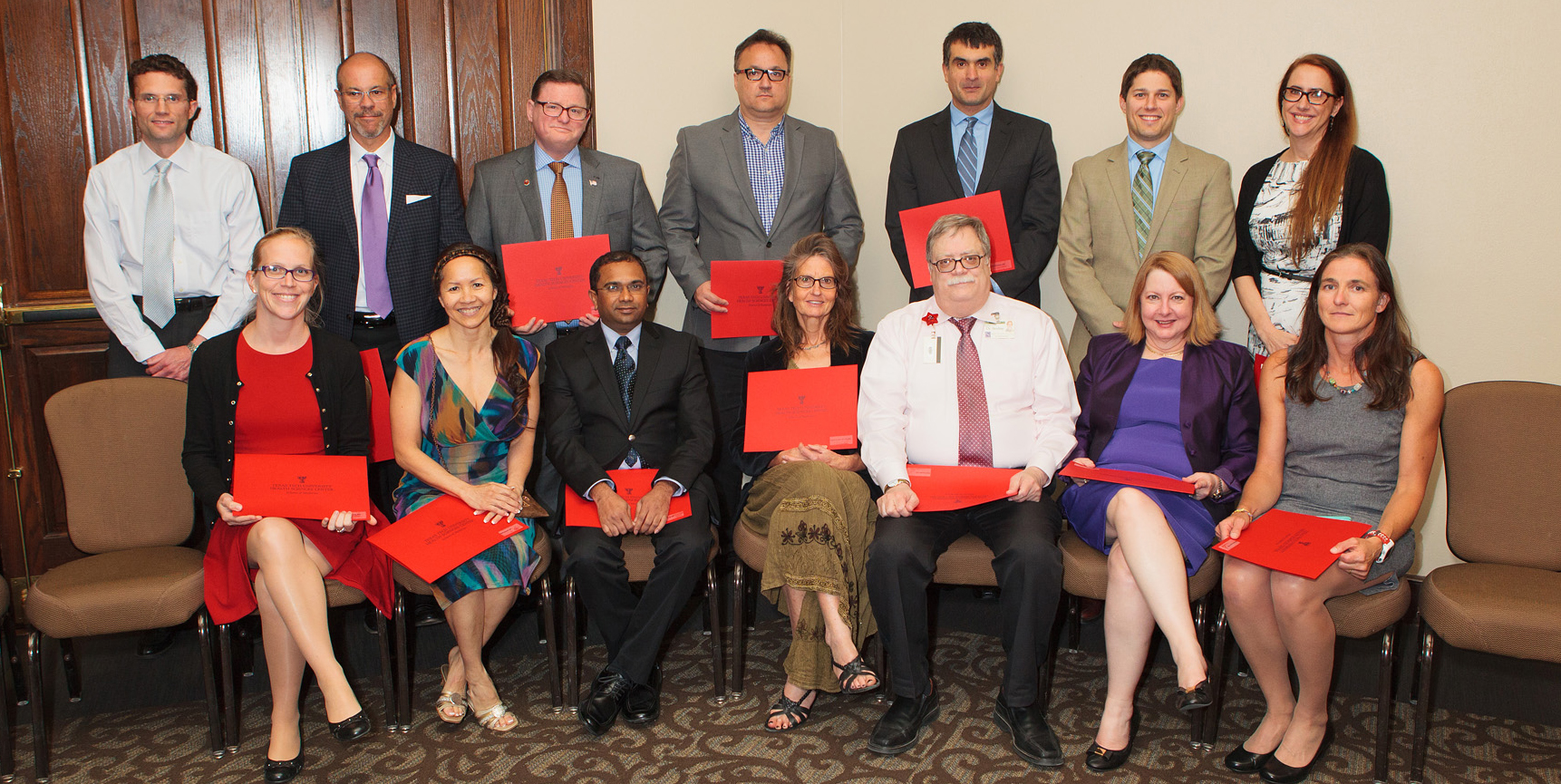Group of doctors who completed faculty development course