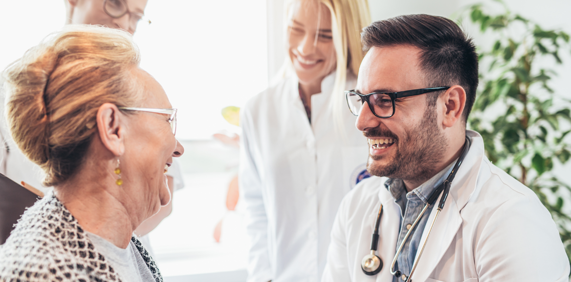 geriatrics patient with physician