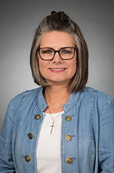 Valerie Tipton headshot