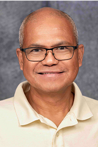 Michael Rayel, MD headshot