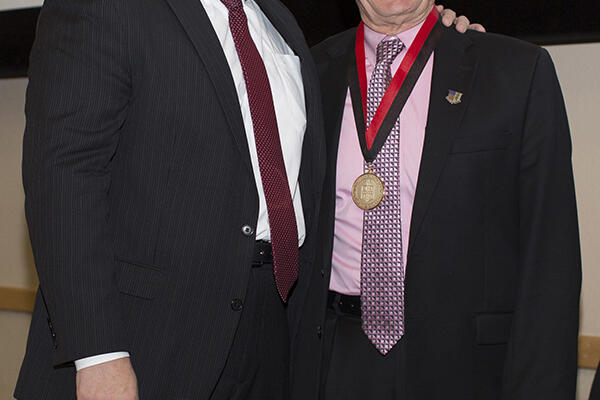 daily-dose/images/faculty_awards2015_0242.jpg