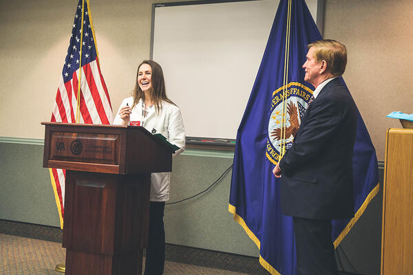 daily-dose/images/veterans-ceremony_LG03.jpg