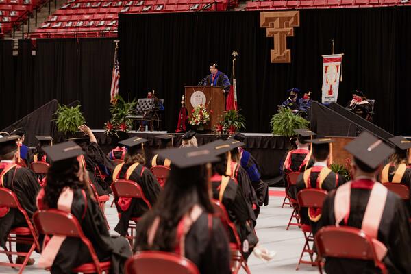 news-release/images/2021-ttuhsc-graduation__4e2e7a36-7057-4d3b-9465-7ba2cbd13b77.jpg