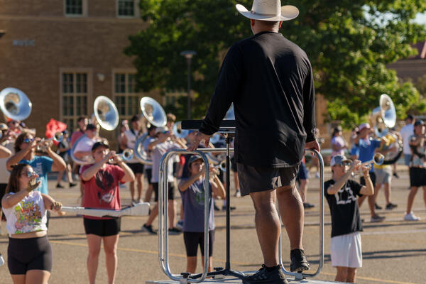 news-release/images/marching-band-training-conditioning__53c6b167-8447-4851-a619-3ce0a9d28a34.jpg