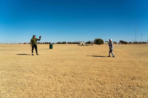 news-release/images/new-year-physical-activity-as-a-family__3d395cb1-5634-48c2-b024-cad64bb3433f.jpg