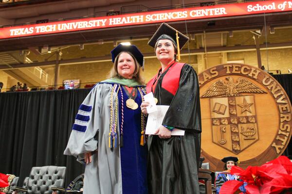news-release/images/son-graduation-fall-2022__4f119f69-d5ed-4327-ab34-a8bd4b61b171.jpg