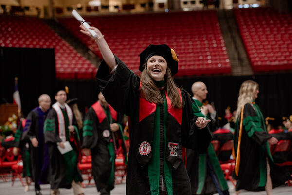 news-release/images/ttuhsc-commencement-ceremonies-2024__9d8ca6cd-c41f-41ab-a439-f104fbfcdb11.jpg