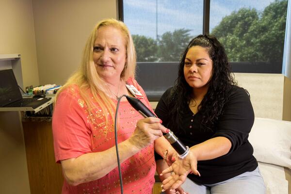 news-release/images/what-is-telemedicine__94df8458-4ccb-4ca9-bfa2-7432cfb846e3.jpg