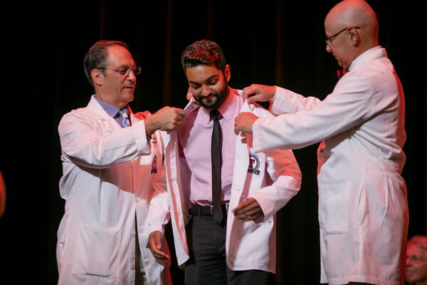 news-release/images/white-coat-ceremony-2022__94aff4b9-499c-4dca-b6ee-f0ea09e2b674.jpg