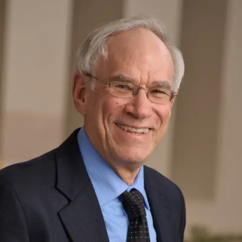 Headshot of Frederick Grinnell, Ph.D.