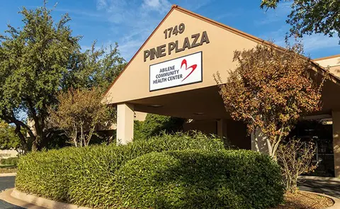 Exterior of the Abilene Community Health Center at Pine Plaza.
