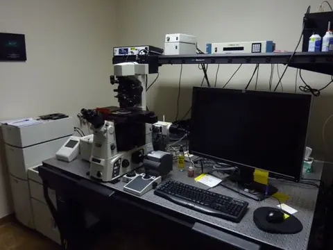 Image of Nikon T1-E microscope