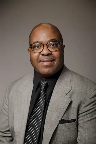 Deshun Avery