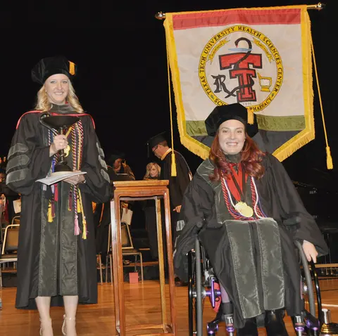 McMahan, Bibb lead Class of 2016 graduation 