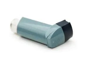 Children with asthma tend to fare worse than non-asthmatics during allergic reactions to peanuts or other allergens.
