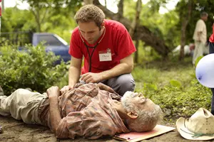 During the 10-day trip, students had the opportunity to help hundreds of Nicaraguan villagers receive medical attention.