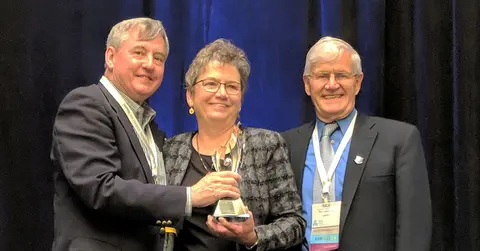 Patterson receives award