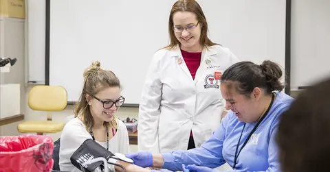 Tammy Carter, Ph.D., instructs students