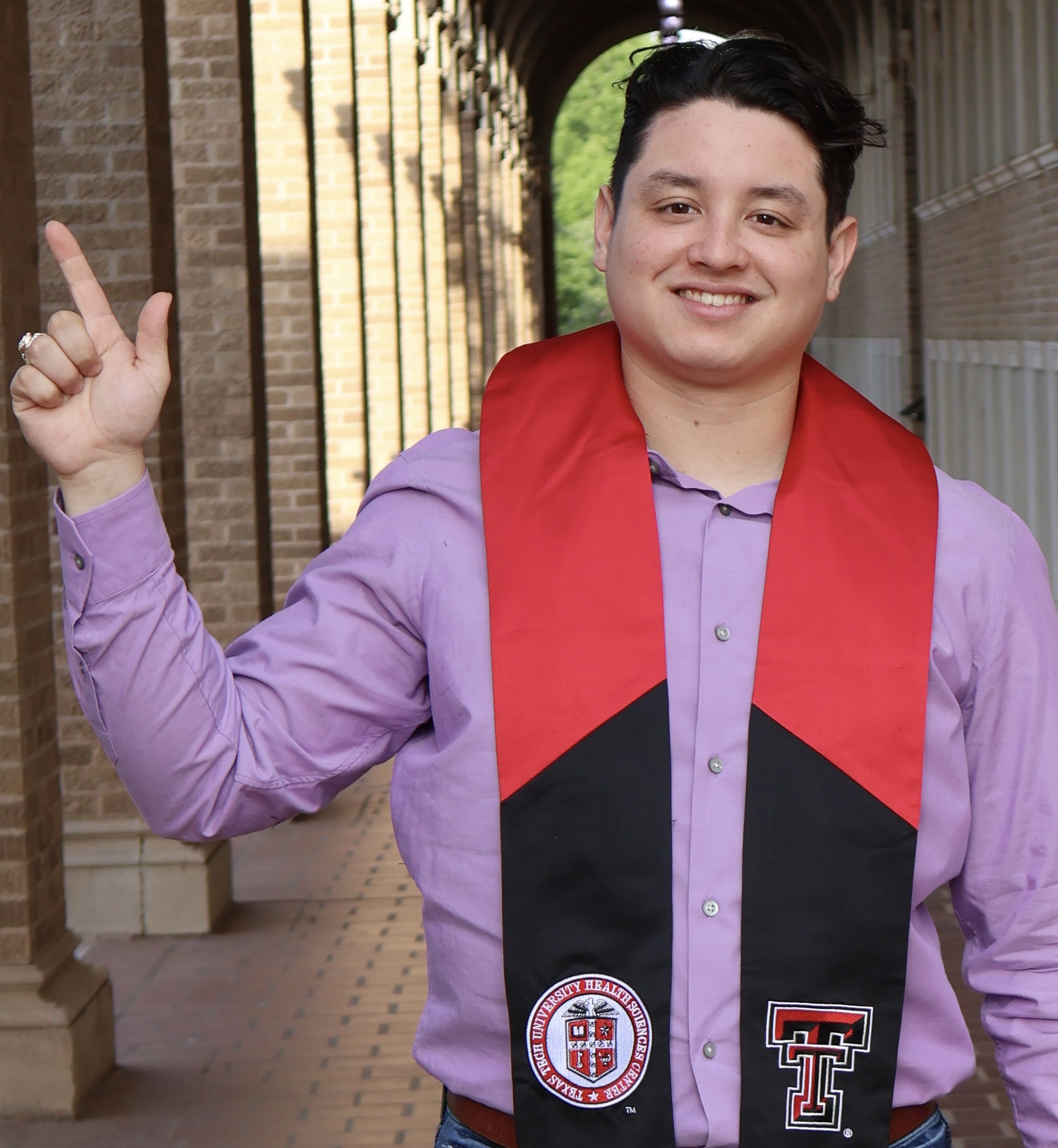 Antonio Ramirez headshot